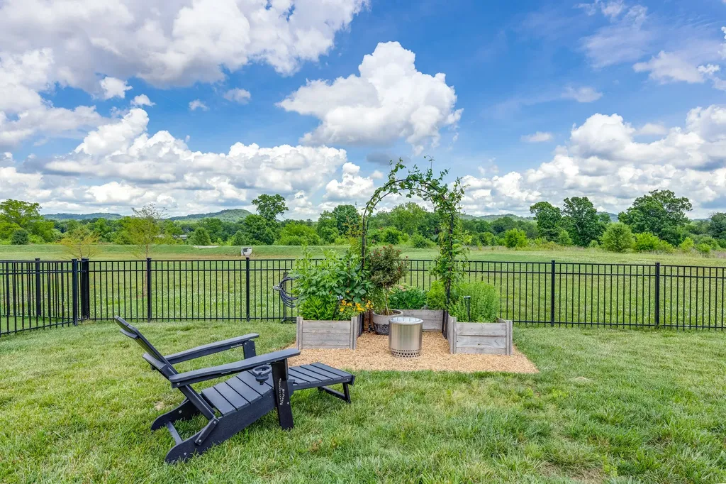 3472 Burgate Trail Thompsons Station TN 37179