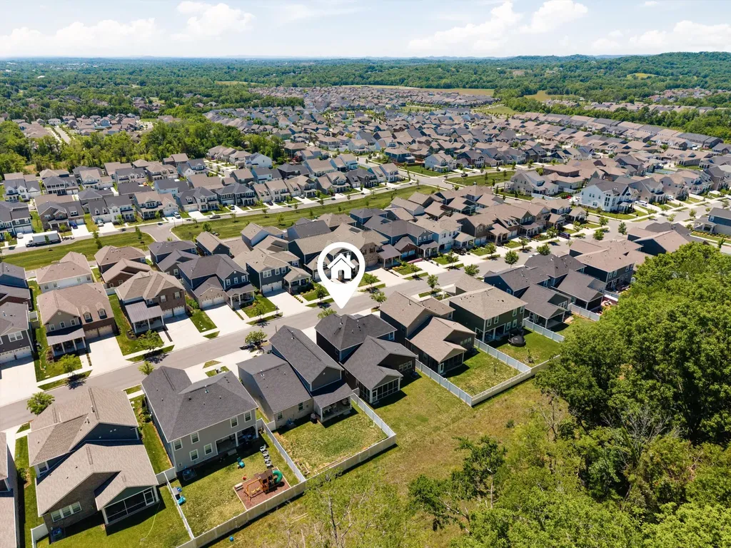 1077 Pebble Run Road Hendersonville TN 37075
