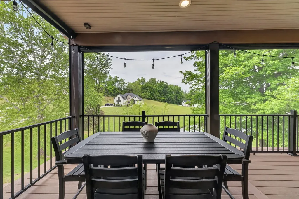 1228 Ballentrace Boulevard Lebanon TN 37087