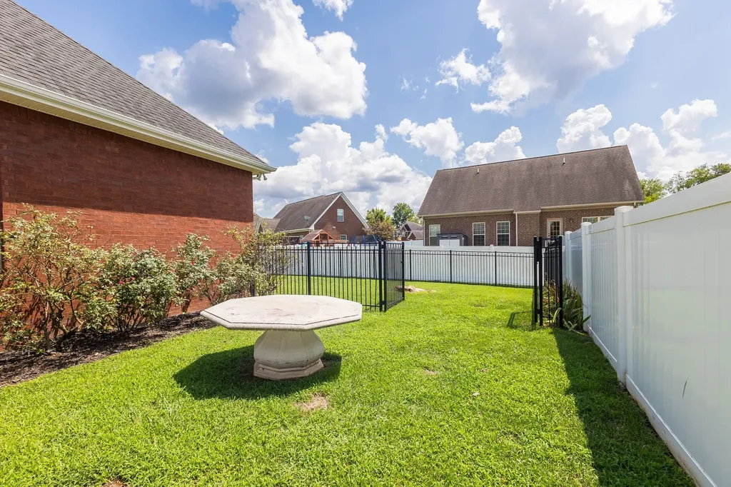 3630 Geneva Drive Murfreesboro TN 37128