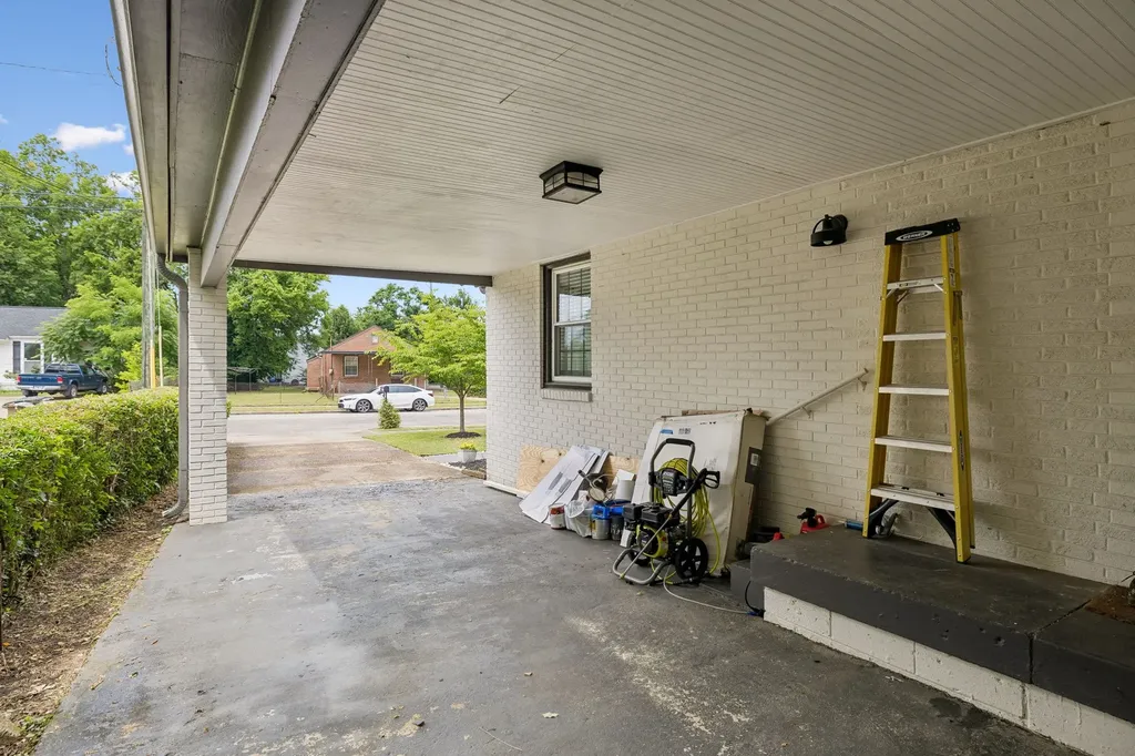 2403 Underwood Street Nashville TN 37208