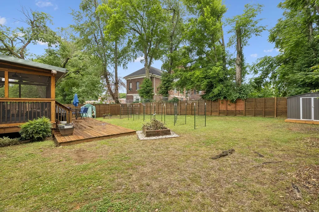 2403 Underwood Street Nashville TN 37208
