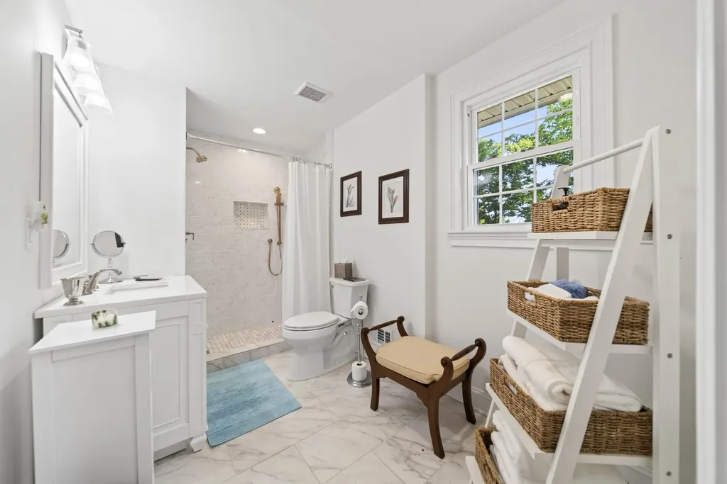 2148 Timberwood Drive Nashville TN 37215