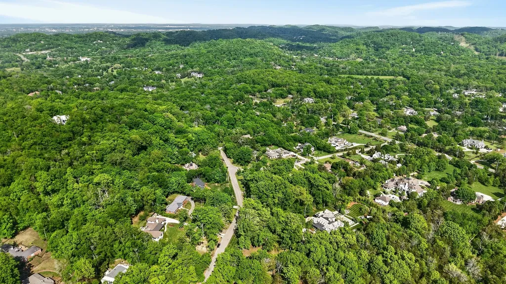 2148 Timberwood Drive Nashville TN 37215