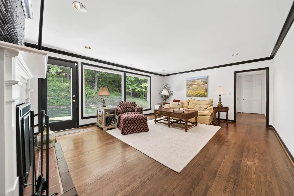 2148 Timberwood Drive Nashville TN 37215