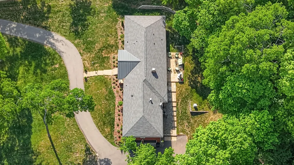 2148 Timberwood Drive Nashville TN 37215