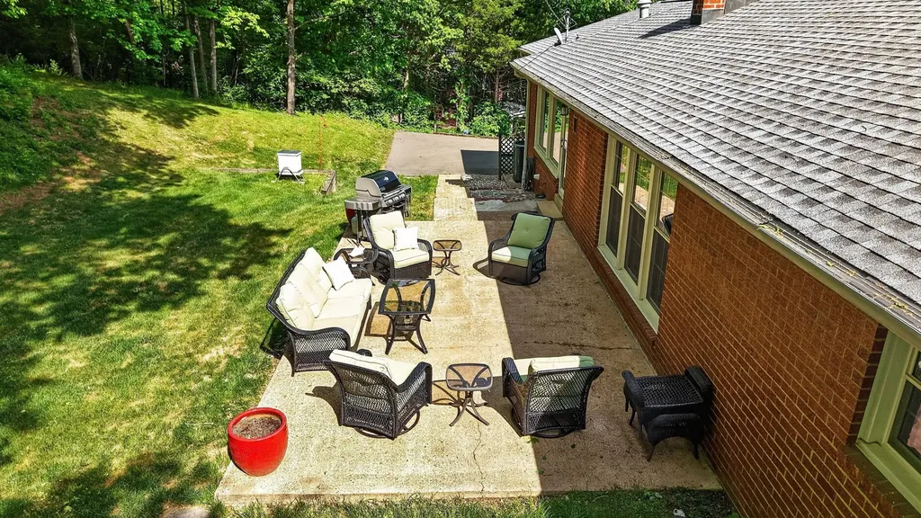 2148 Timberwood Drive Nashville TN 37215