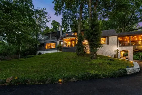 5400 Hillsboro Pike Nashville TN 37215