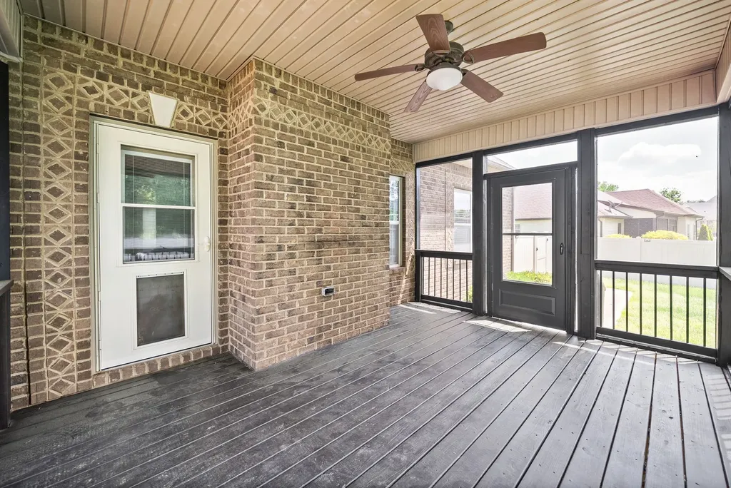 4262 Sango Road Clarksville TN 37043