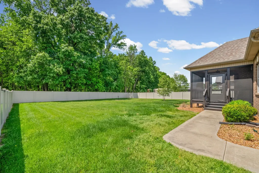 4262 Sango Road Clarksville TN 37043