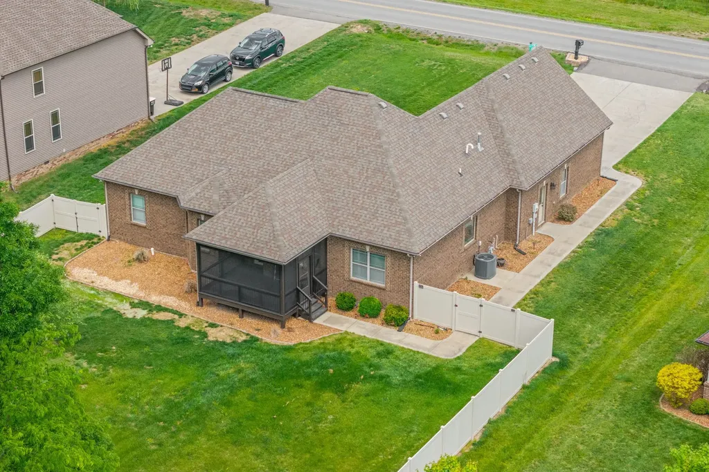 4262 Sango Road Clarksville TN 37043