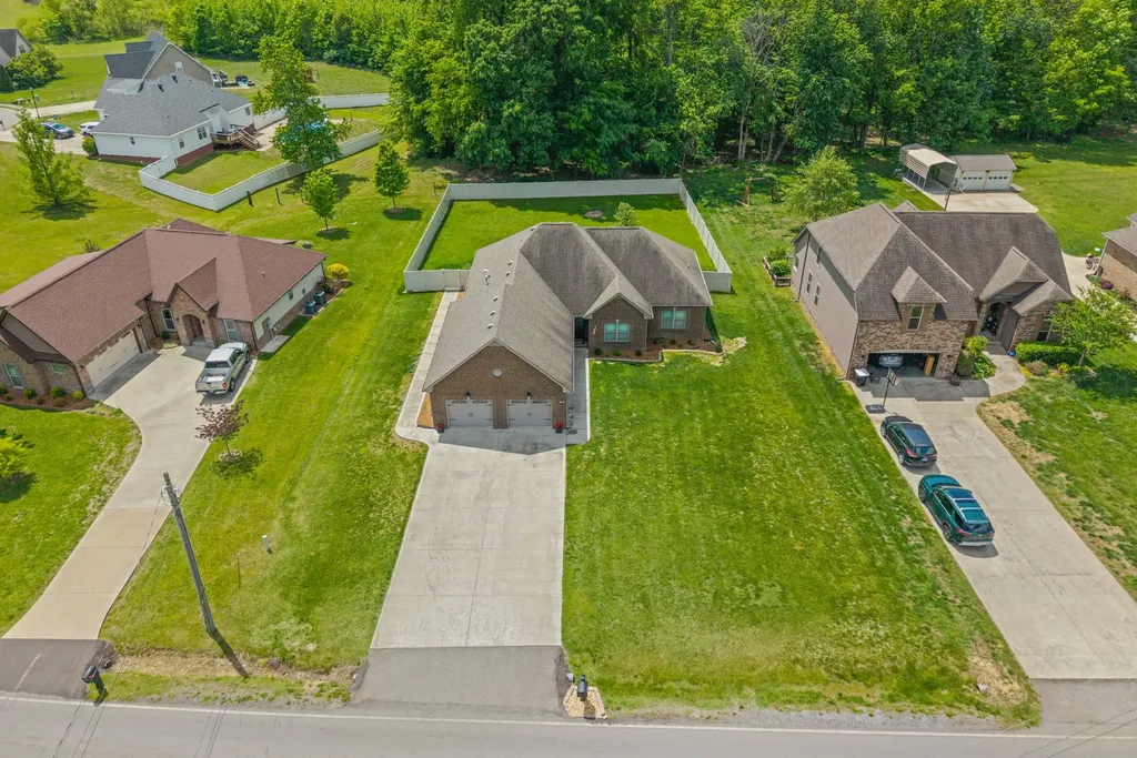 4262 Sango Road Clarksville TN 37043