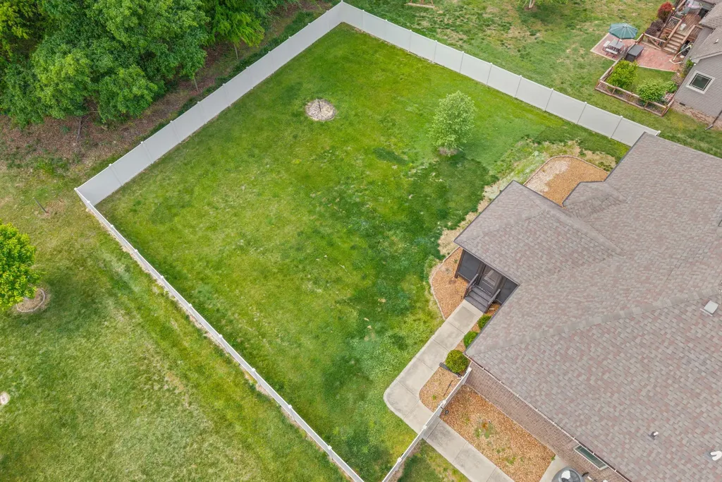 4262 Sango Road Clarksville TN 37043