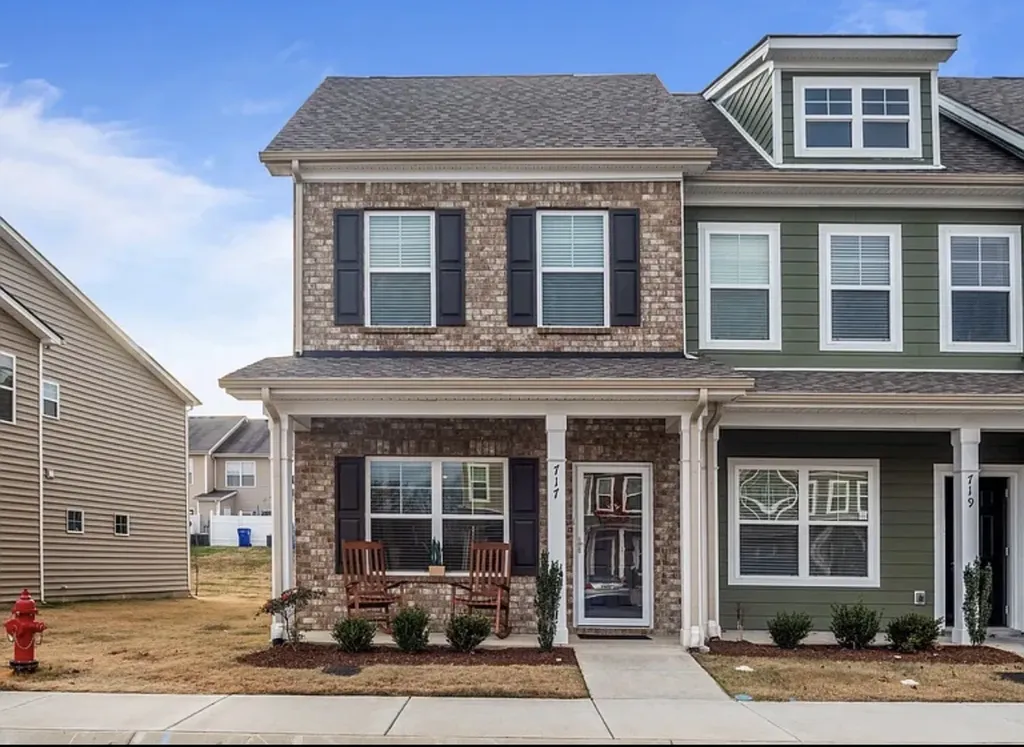 717 Bradburn Village Way Antioch TN 37013