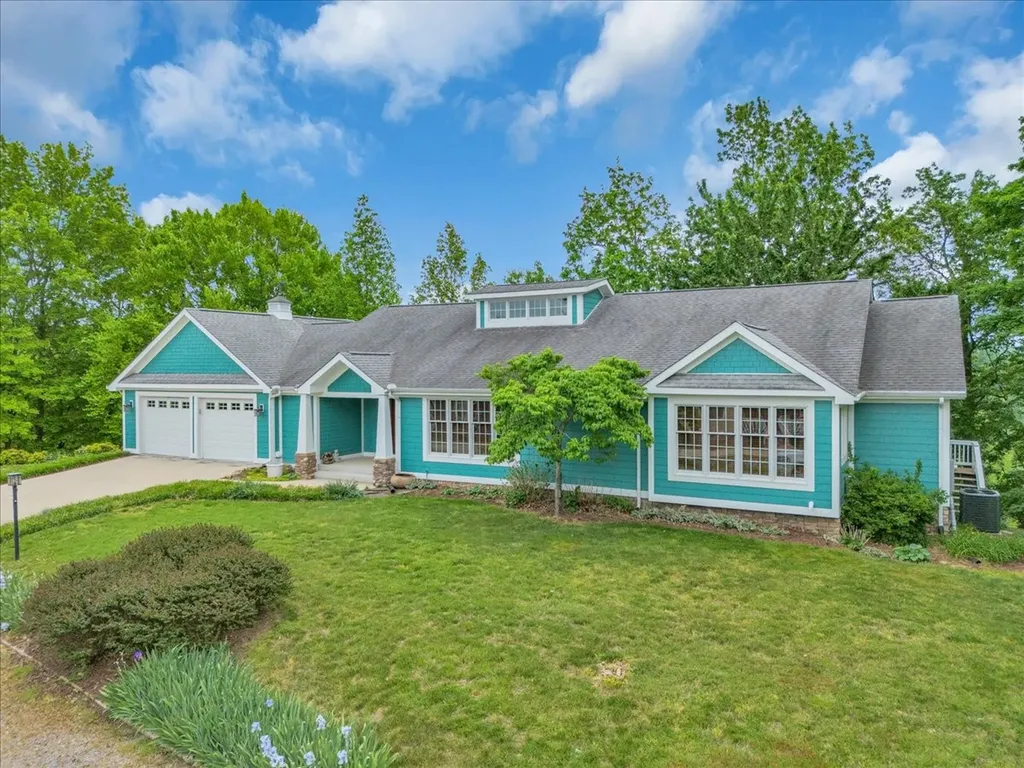 615 Seaton Drive Smithville TN 37166