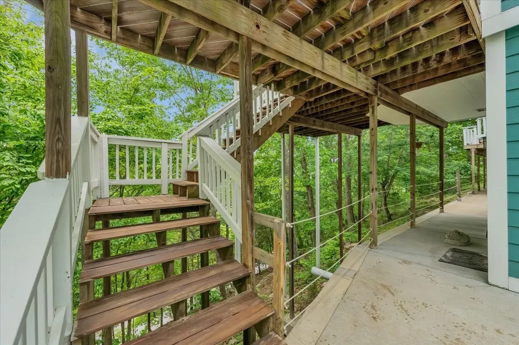 615 Seaton Drive Smithville TN 37166