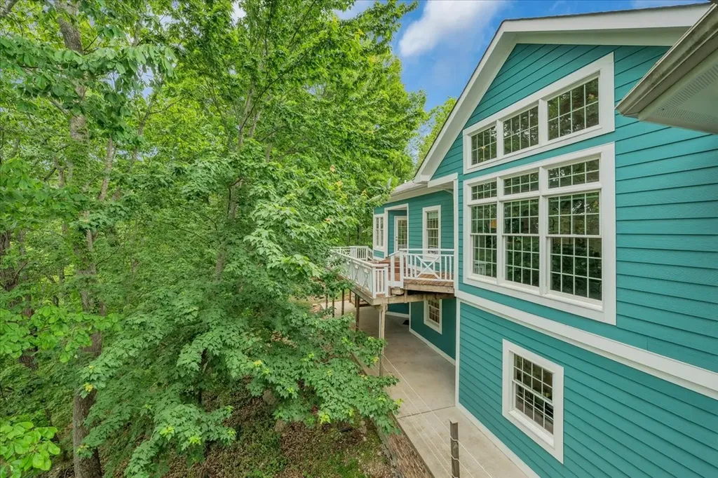 615 Seaton Drive Smithville TN 37166