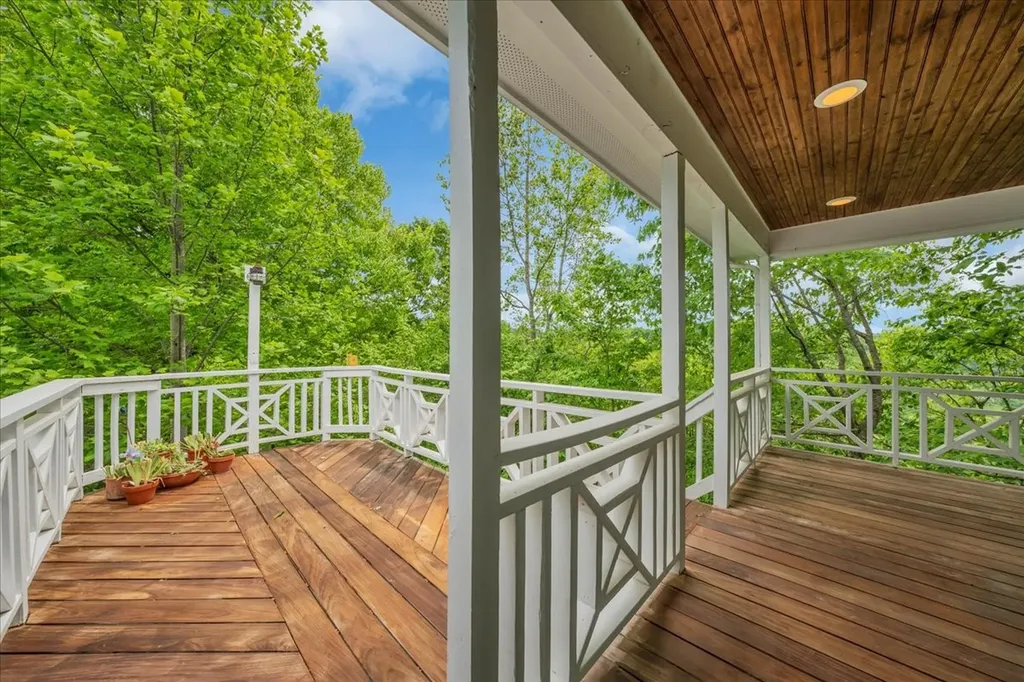 615 Seaton Drive Smithville TN 37166