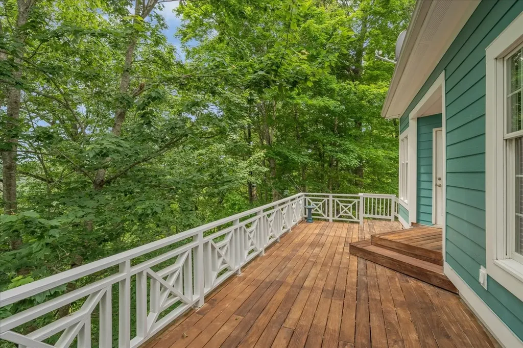 615 Seaton Drive Smithville TN 37166