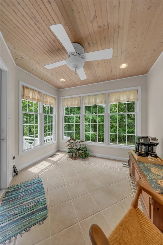 615 Seaton Drive Smithville TN 37166