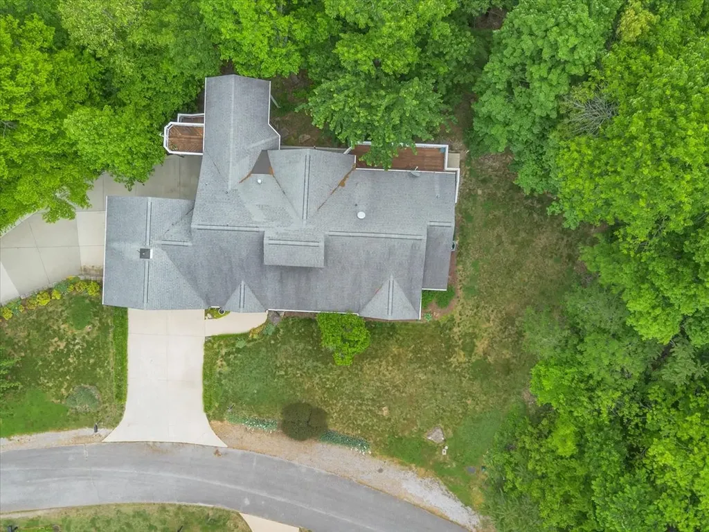 615 Seaton Drive Smithville TN 37166