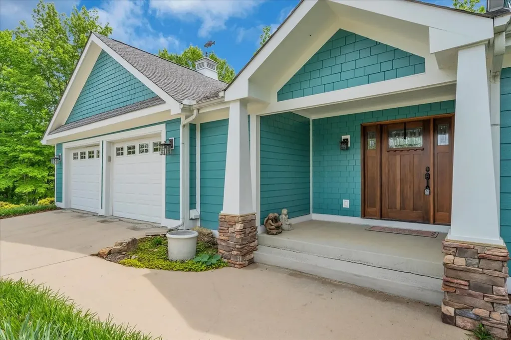615 Seaton Drive Smithville TN 37166