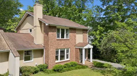 2832 Valley Road Nashville TN 37215