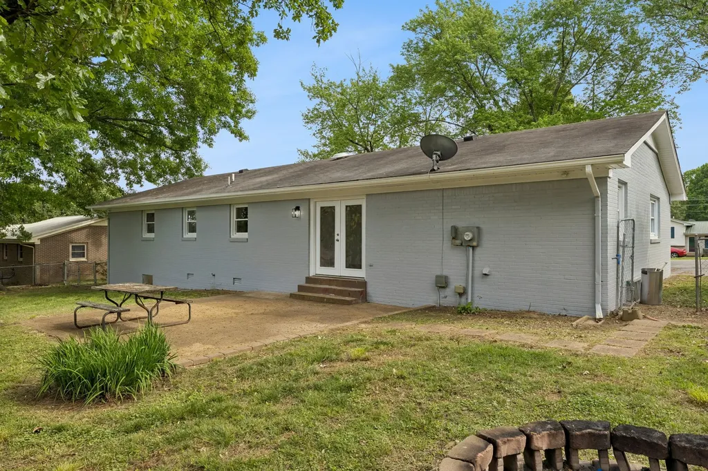 1612 Whippoorwill Drive Lawrenceburg TN 38464