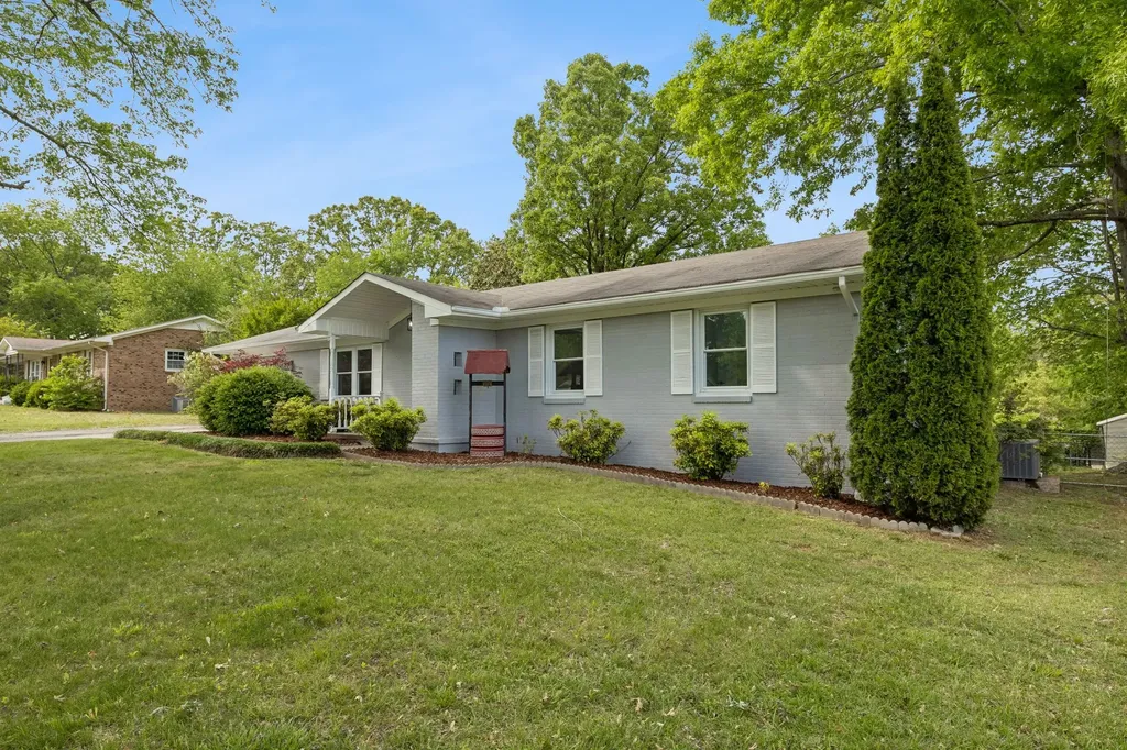 1612 Whippoorwill Drive Lawrenceburg TN 38464