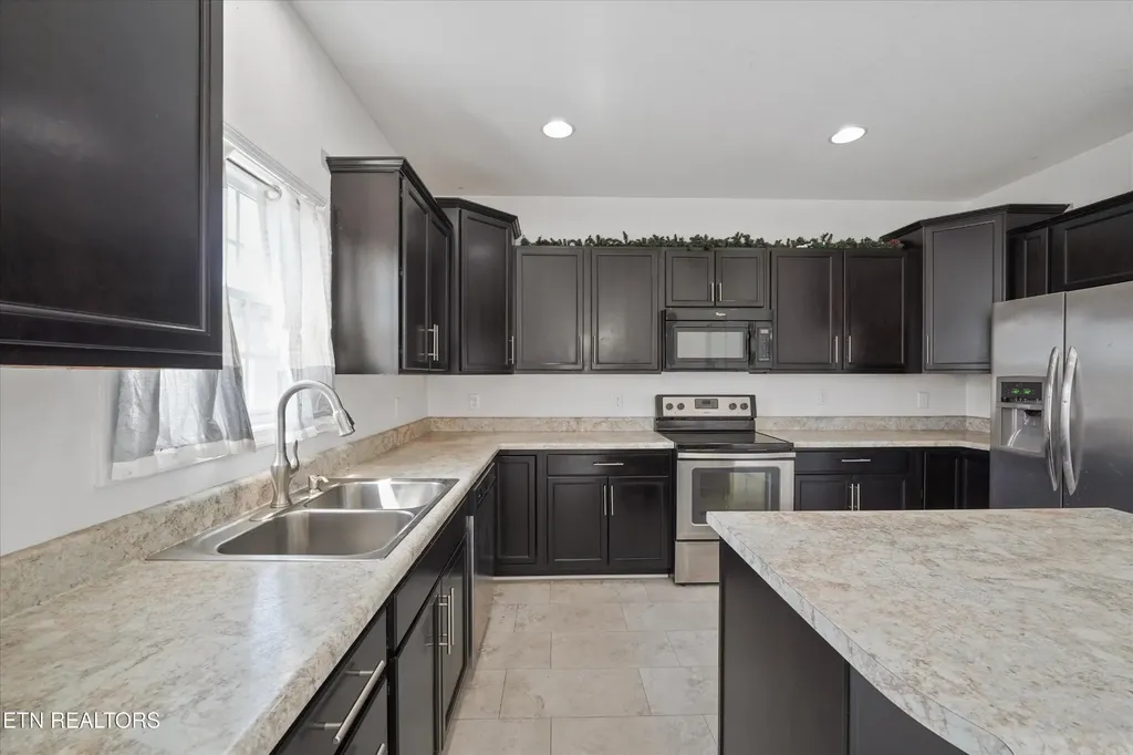 317 Caboose Lane Maryville TN 37804