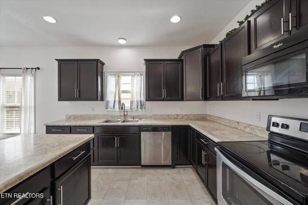 317 Caboose Lane Maryville TN 37804