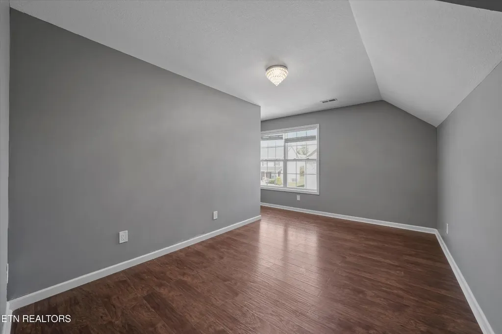 317 Caboose Lane Maryville TN 37804