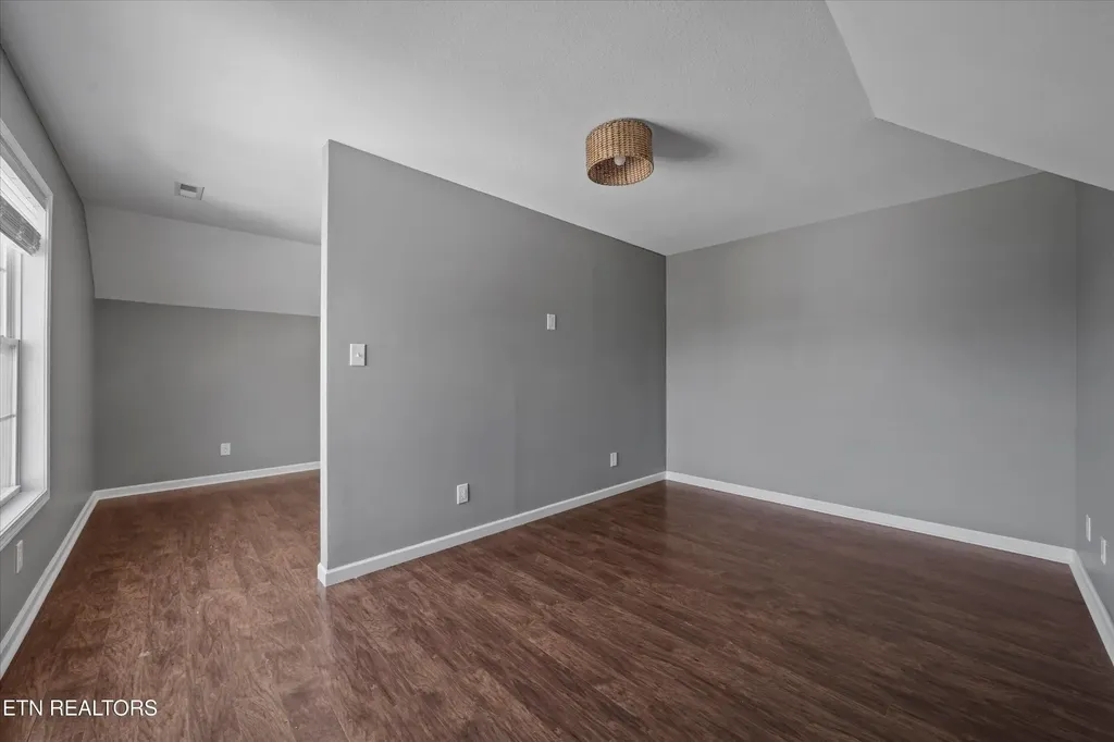 317 Caboose Lane Maryville TN 37804