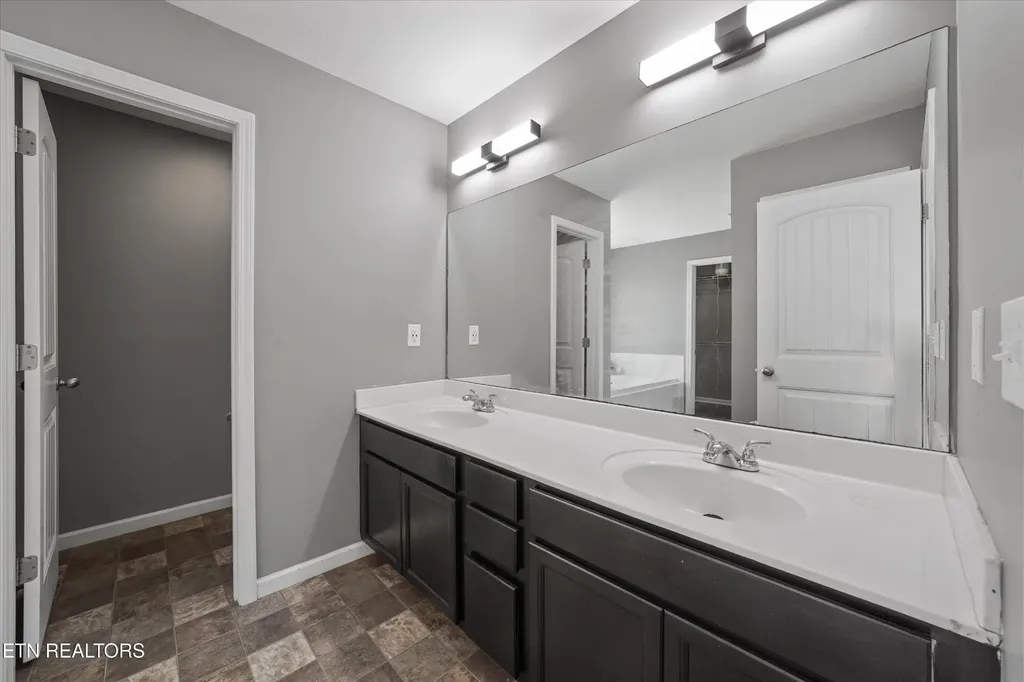 317 Caboose Lane Maryville TN 37804