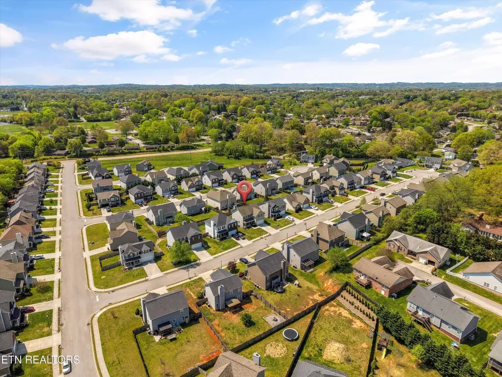 317 Caboose Lane Maryville TN 37804