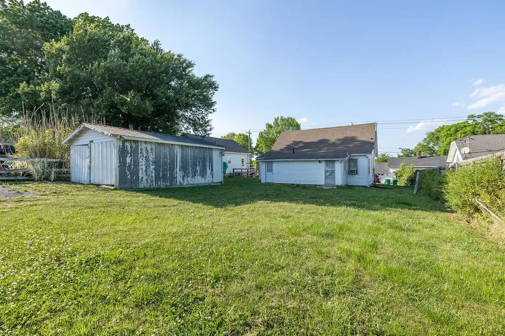 525 Maple Street Lewisburg TN 37091