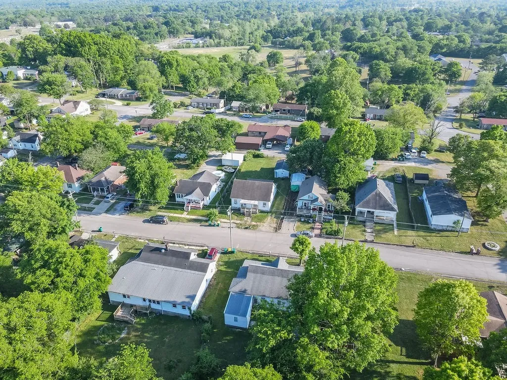 525 Maple Street Lewisburg TN 37091