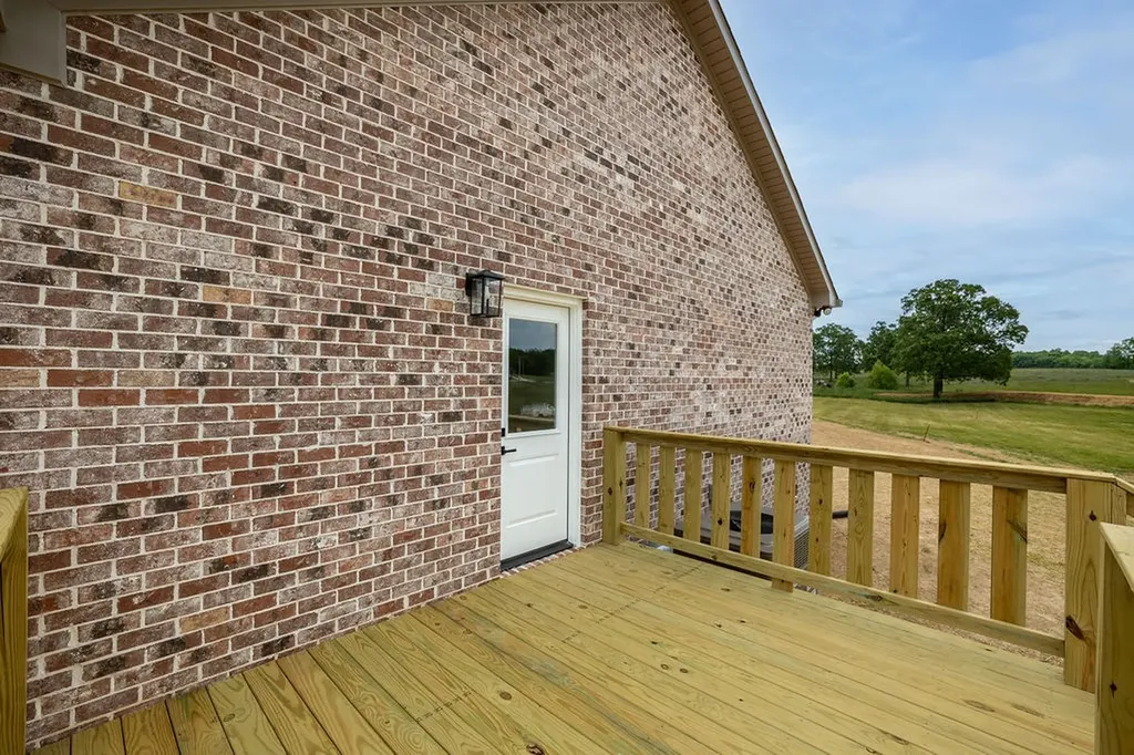 1116 Baker Lane Lawrenceburg TN 38464