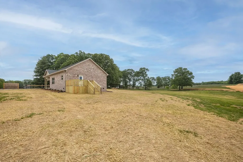 1116 Baker Lane Lawrenceburg TN 38464