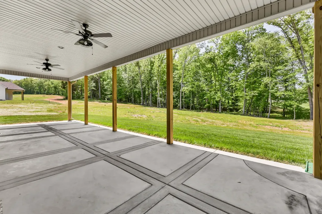 412 N Starwood Court Clarksville TN 37042