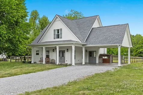 2236 Old Washington Road Cedar Hill TN 37032