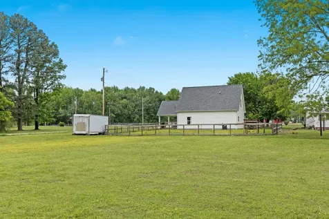 2236 Old Washington Road Cedar Hill TN 37032