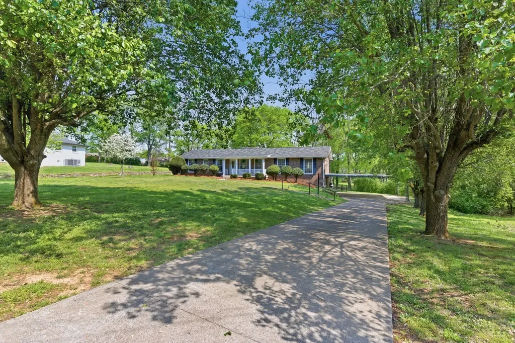 164 Chippendale Drive Hendersonville TN 37075