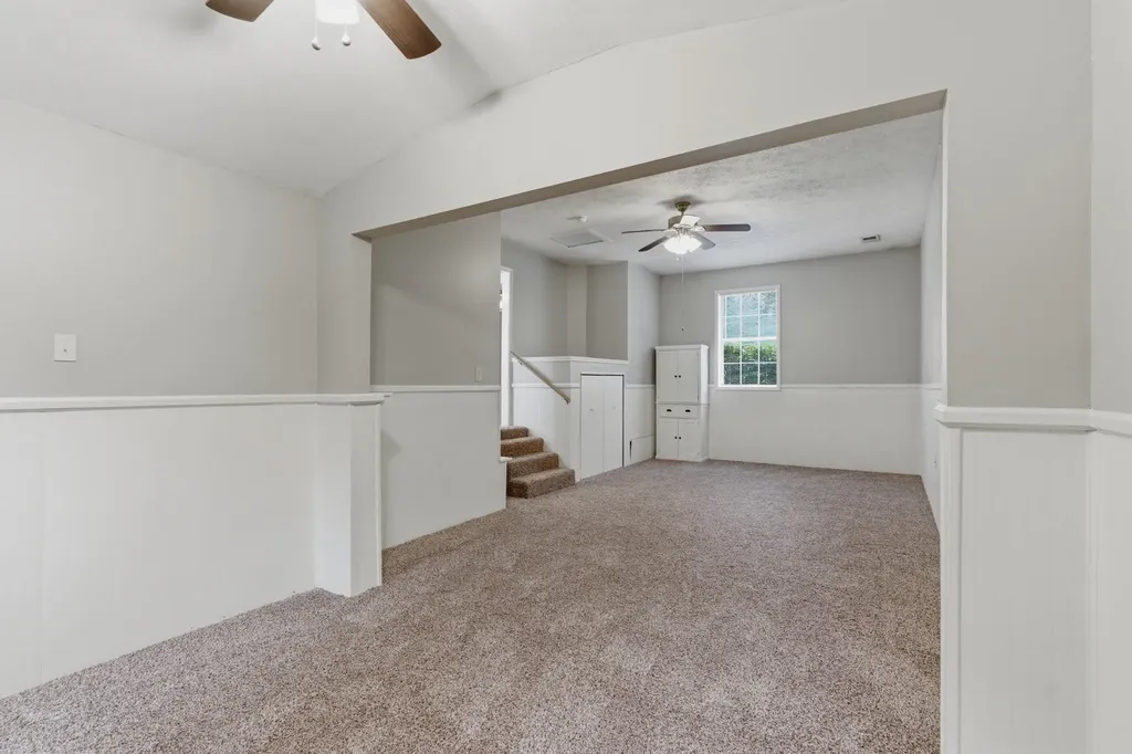 1019 Willowbank Dr, S Ashland City TN 37015