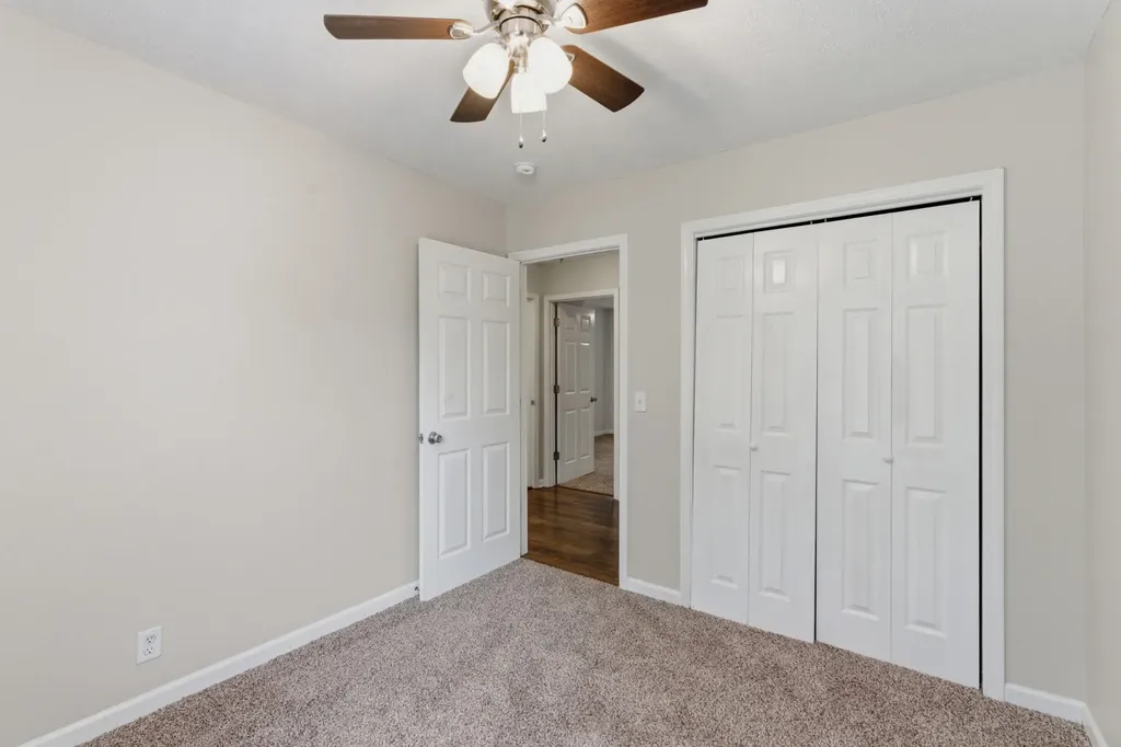 1019 Willowbank Dr, S Ashland City TN 37015