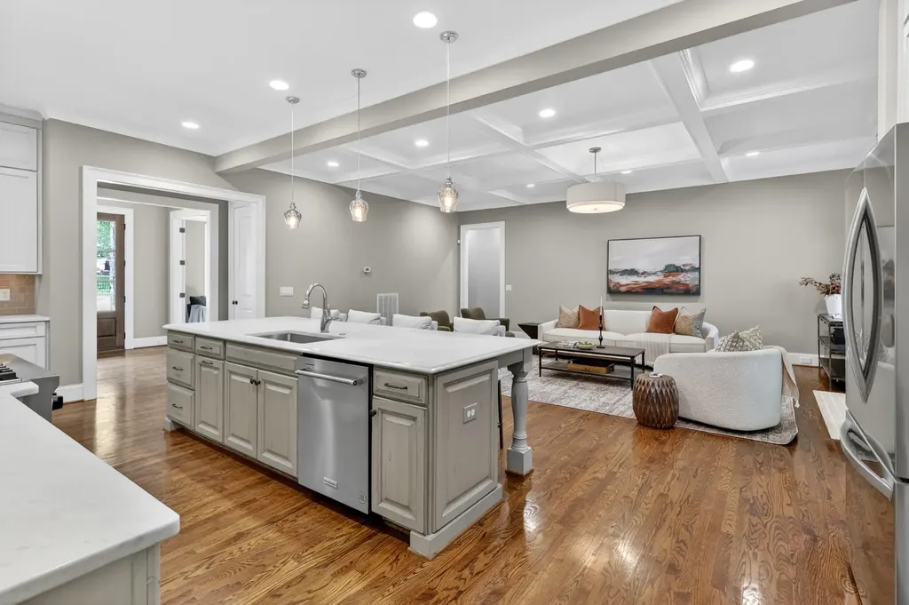 2303 20th Ave, S Nashville TN 37212