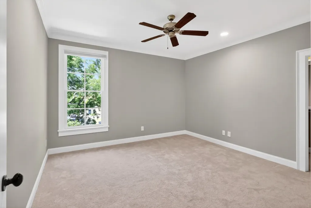 2303 20th Ave, S Nashville TN 37212