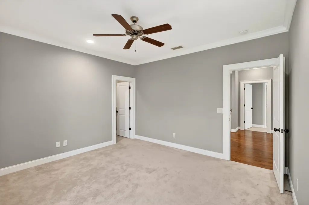 2303 20th Ave, S Nashville TN 37212
