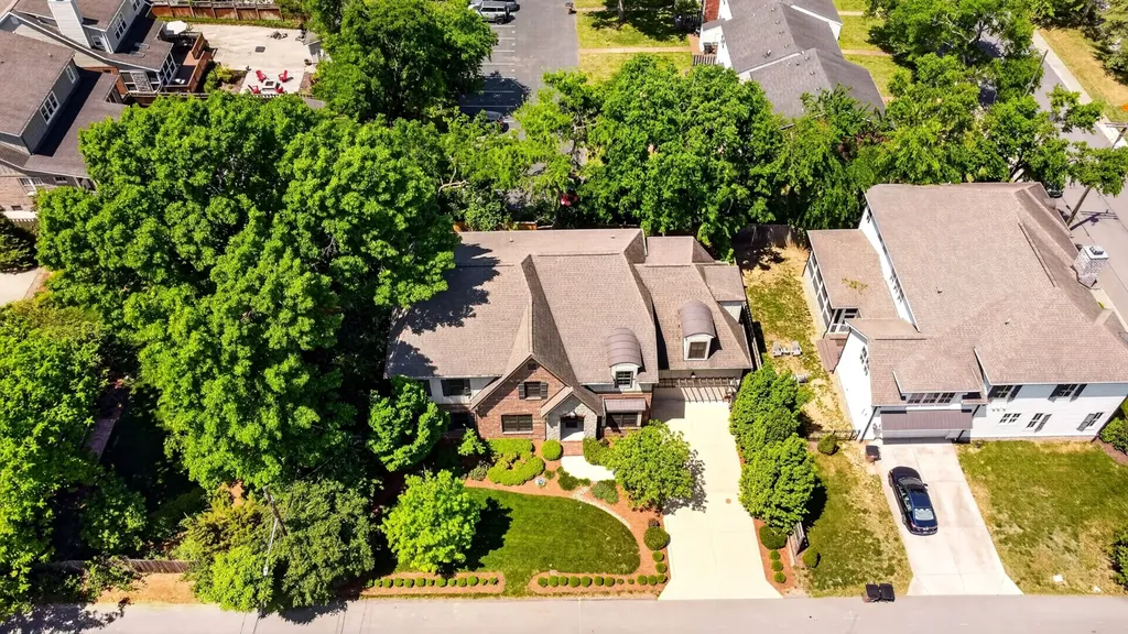 2303 20th Ave, S Nashville TN 37212