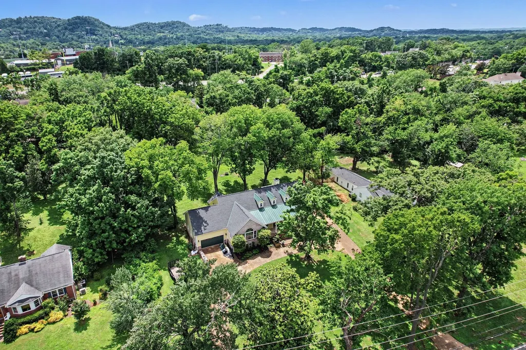 741 Elysian Fields Road, NE Nashville TN 37204